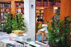澳门金沙网址“涵芬楼就开在图书馆边上